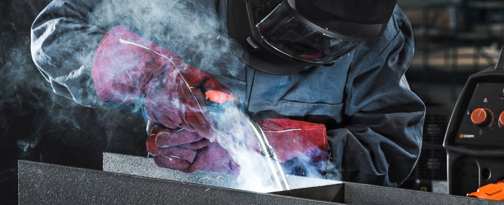 Learn the basis of MIG welding and MAG welding Kemppi