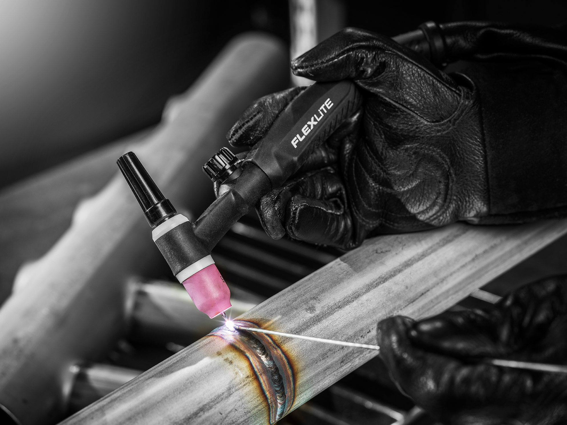 Connect your Master 315 to a Flexlite TX223GVD134 welding torch and you are ready for quality DC TIG welding.